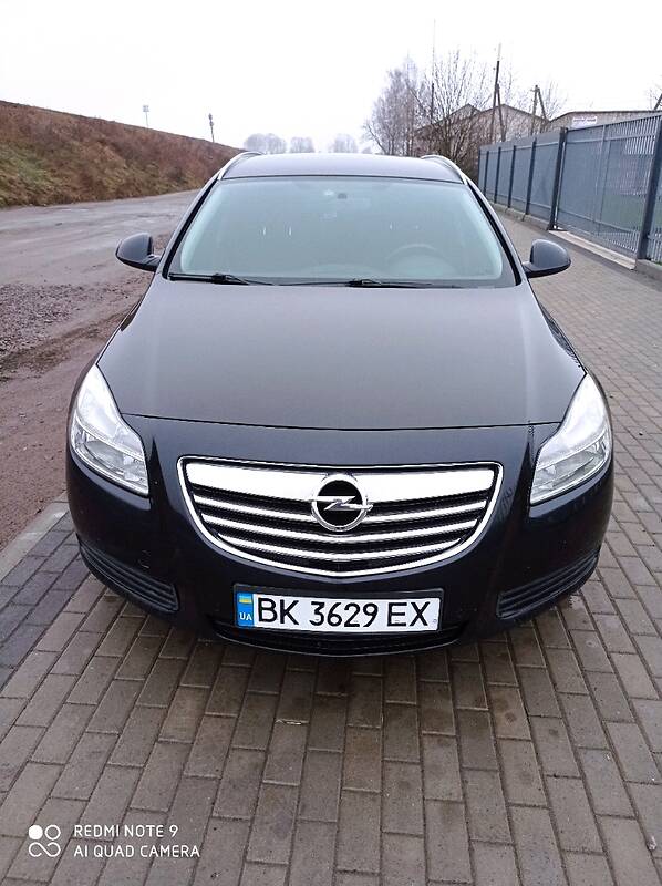Універсал Opel Insignia 2012 в Рокитному