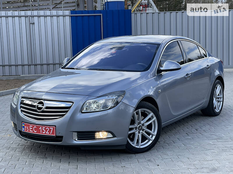 Седан Opel Insignia 2009 в Ковеле