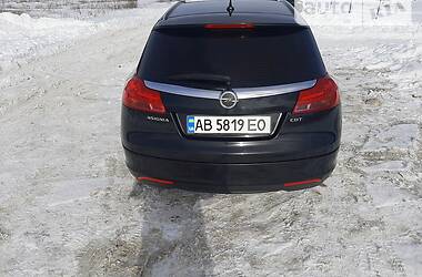 Универсал Opel Insignia 2010 в Могилев-Подольске