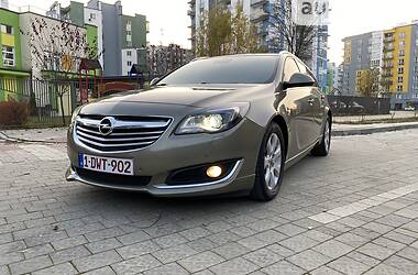 Універсал Opel Insignia 2015 в Івано-Франківську