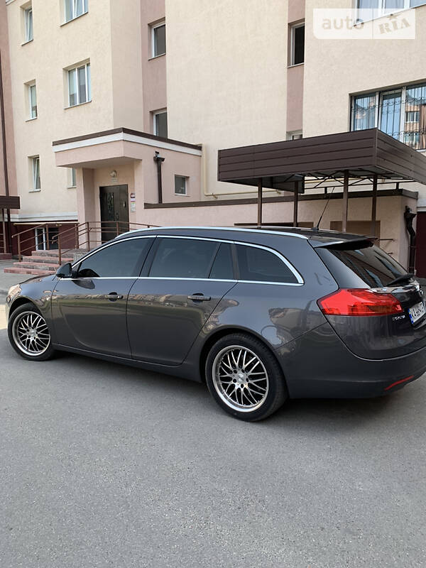Универсал Opel Insignia 2010 в Киеве фото 4 Универсал Opel Insignia 2010 в Киеве