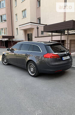 Універсал Opel Insignia 2010 в Києві