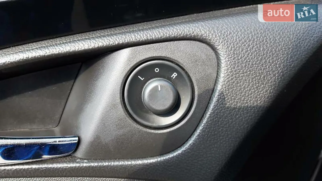 2013 Opel Insignia - мініатюра 3