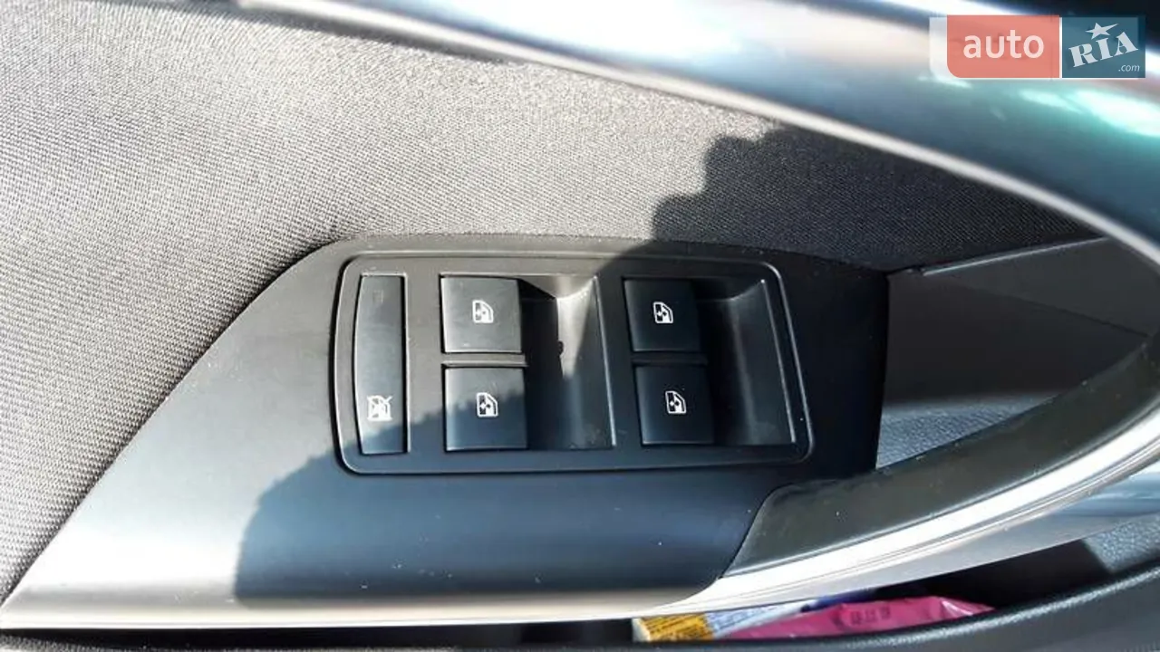 2013 Opel Insignia - мініатюра 18
