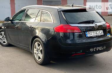 Універсал Opel Insignia 2013 в Хмельницькому