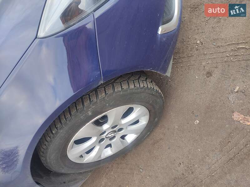 Хетчбек Opel Insignia 2015 в Бердичеві фото 5 Хетчбек Opel Insignia 2015 в Бердичеві