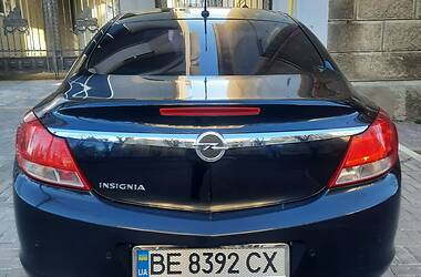 Седан Opel Insignia 2009 в Николаеве