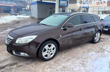 Универсал Opel Insignia 2013 в Черновцах