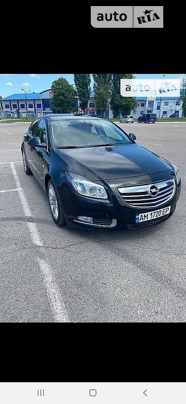 Седан Opel Insignia 2011 в Києві