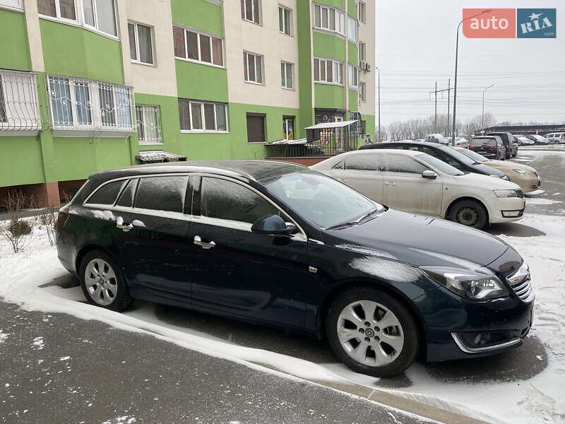 Универсал Opel Insignia 2014 в Киеве