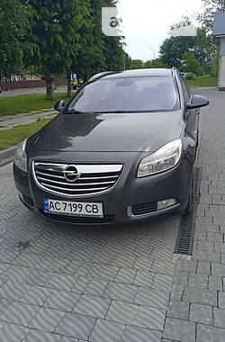 Универсал Opel Insignia 2010 в Луцке