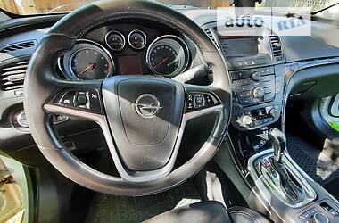 Универсал Opel Insignia 2011 в 