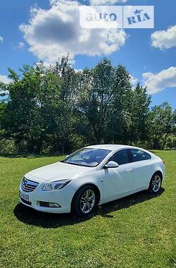 Универсал Opel Insignia 2011 в 