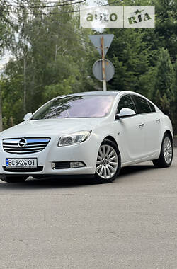 Седан Opel Insignia 2011 в Стрые