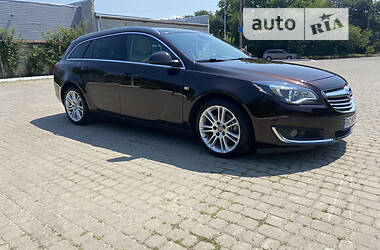 Універсал Opel Insignia 2014 в Івано-Франківську