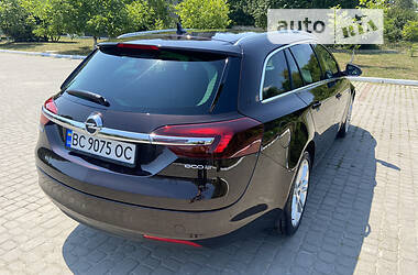 Універсал Opel Insignia 2014 в Івано-Франківську