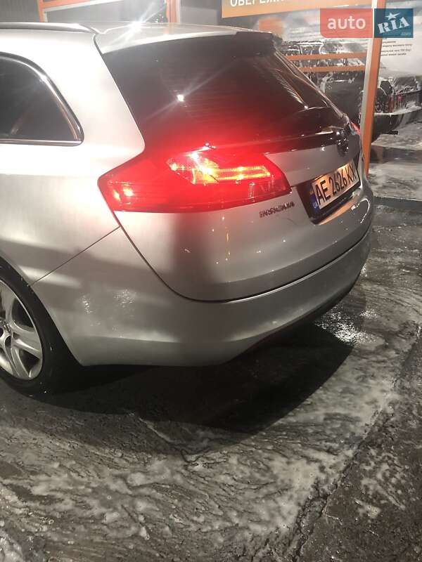 Универсал Opel Insignia 2010 в Каменском