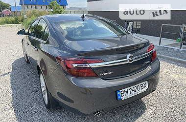 Седан Opel Insignia 2015 в Києві