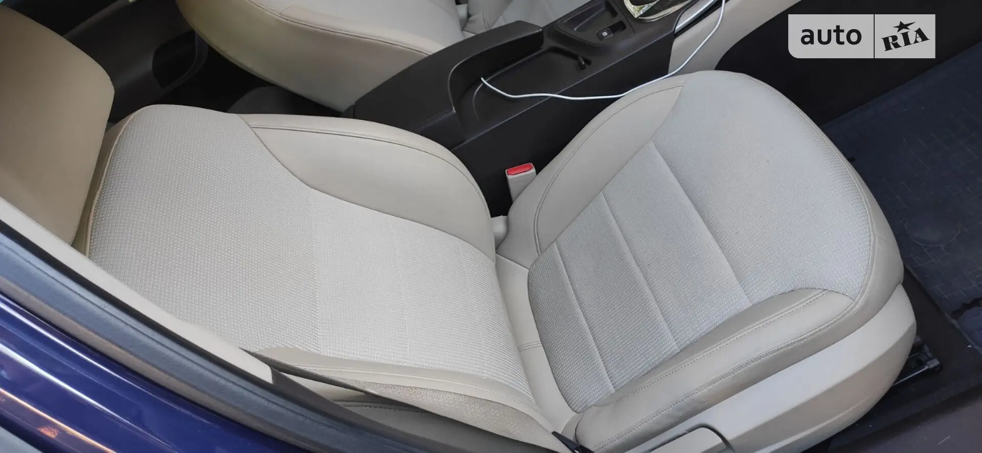 2010 Opel Insignia - мініатюра 3