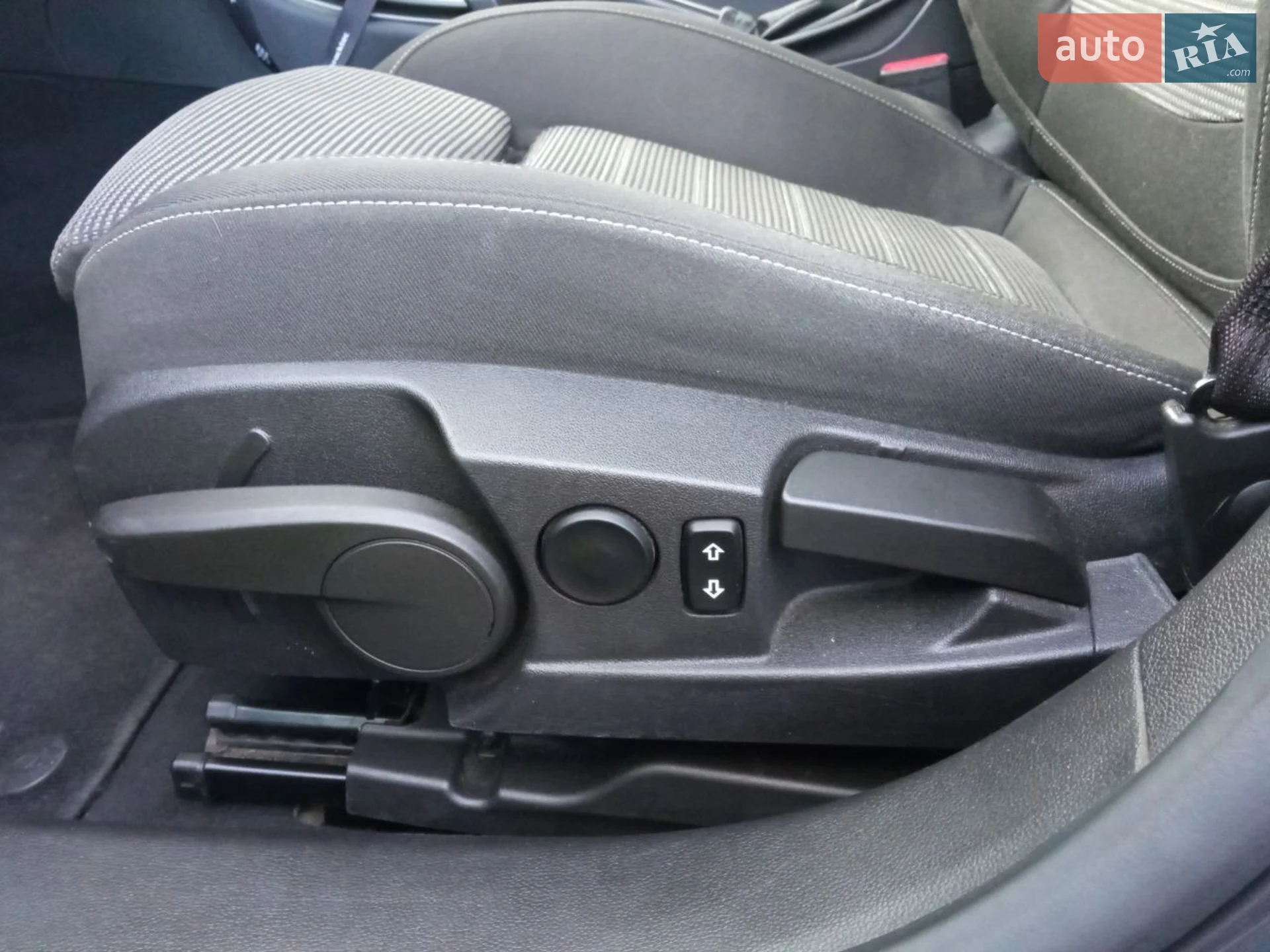 2013 Opel Insignia - мініатюра 6