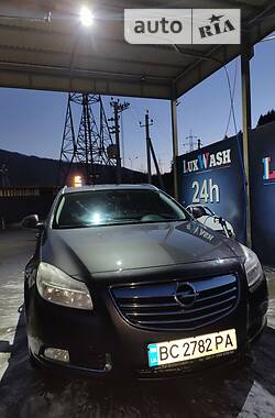 Универсал Opel Insignia 2011 в Львове