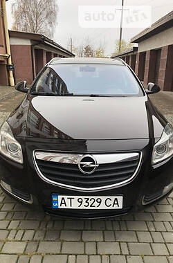 Универсал Opel Insignia 2012 в Ивано-Франковске