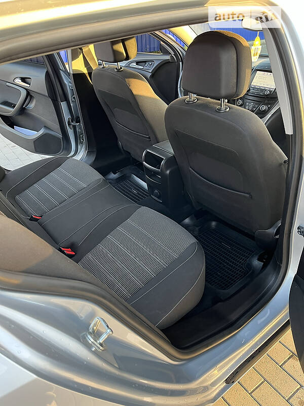 Універсал Opel Insignia 2016 в Калуші