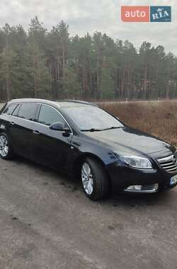 Универсал Opel Insignia 2013 в 