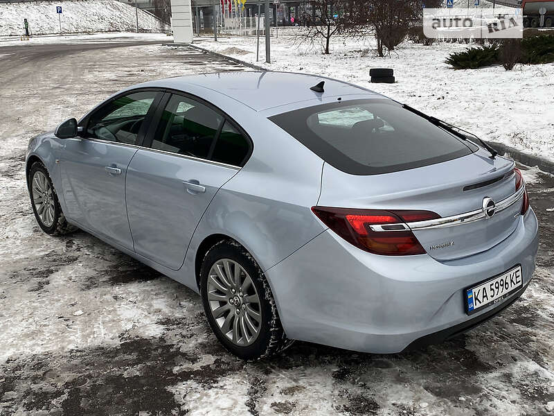 Лифтбек Opel Insignia 2014 в Киеве