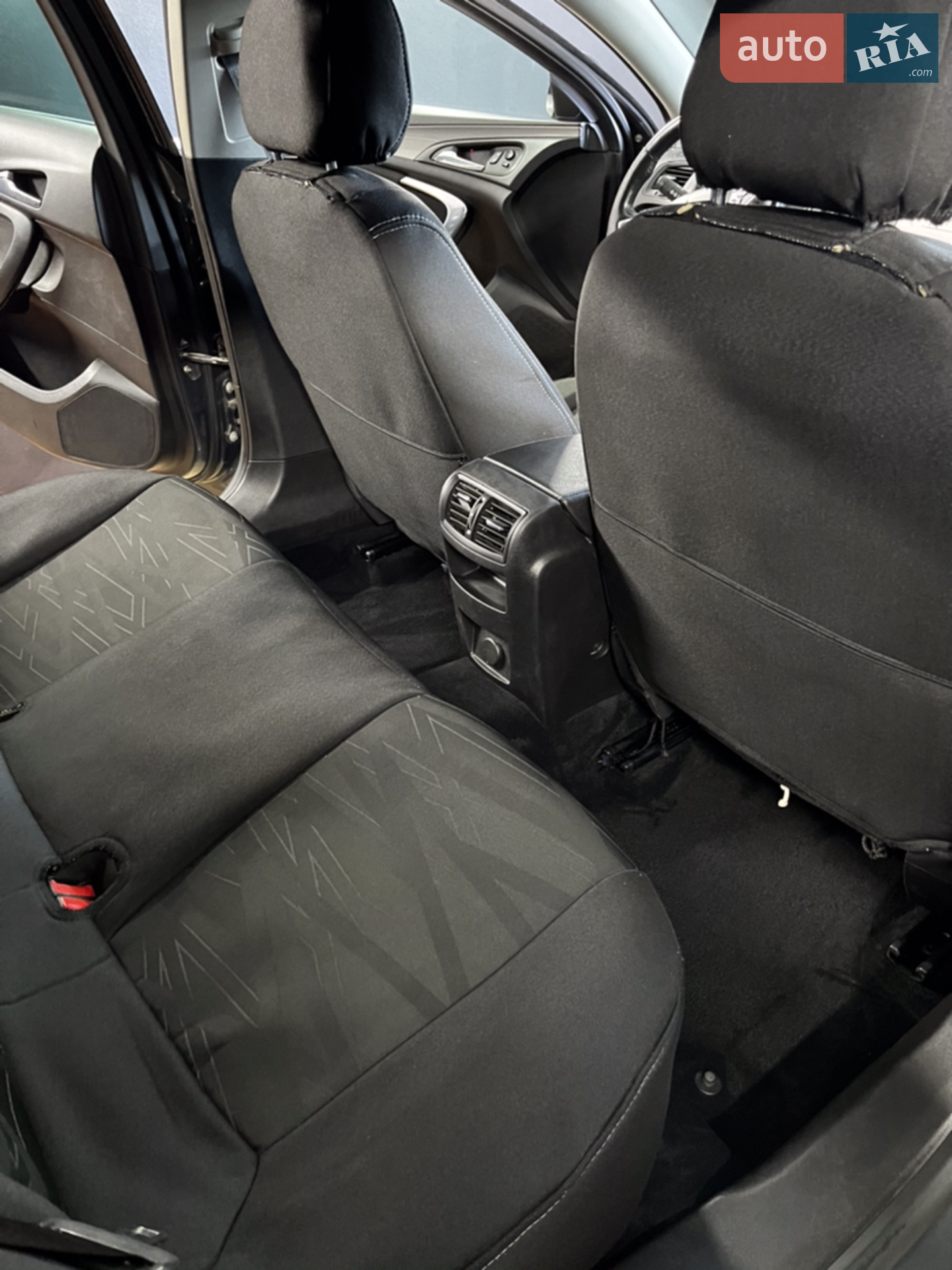 2014 Opel Insignia - мініатюра 8