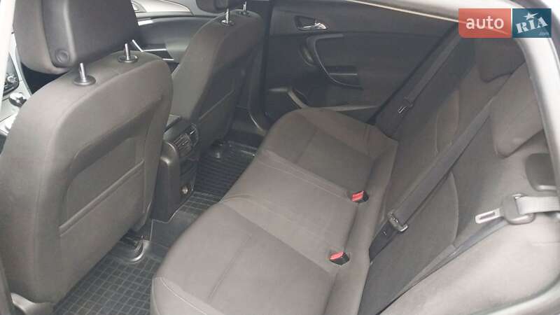 Универсал Opel Insignia 2011 в Виннице