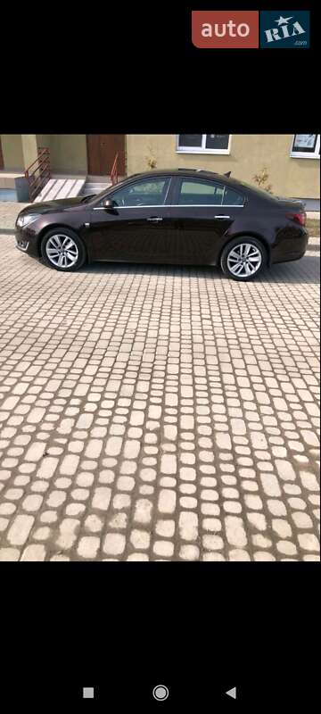 Седан Opel Insignia 2016 в Львове