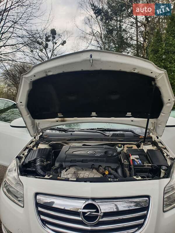 Универсал Opel Insignia 2012 в Мукачево