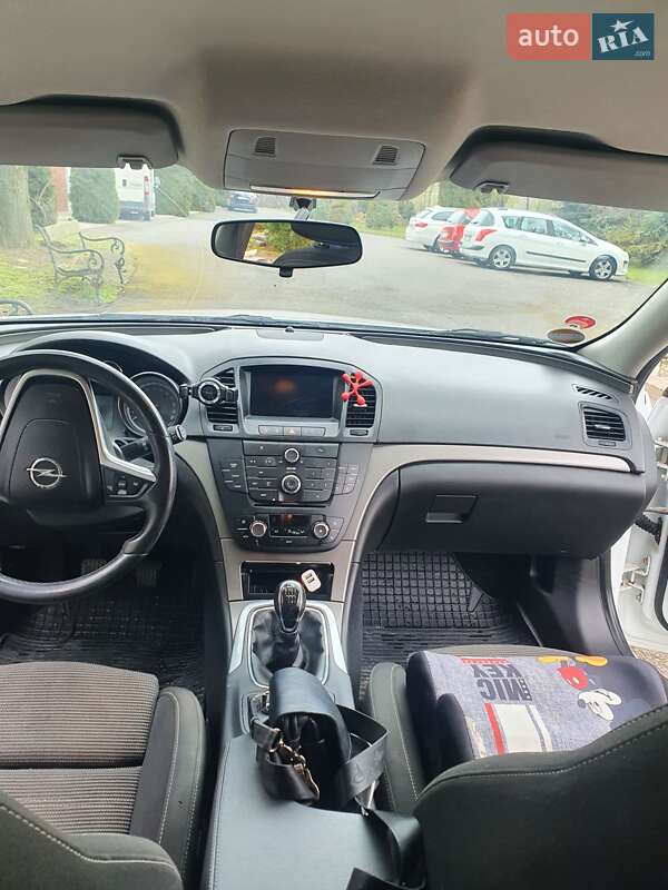 Универсал Opel Insignia 2012 в Мукачево