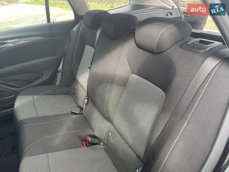 Універсал Opel Insignia 2017 в Луцьку