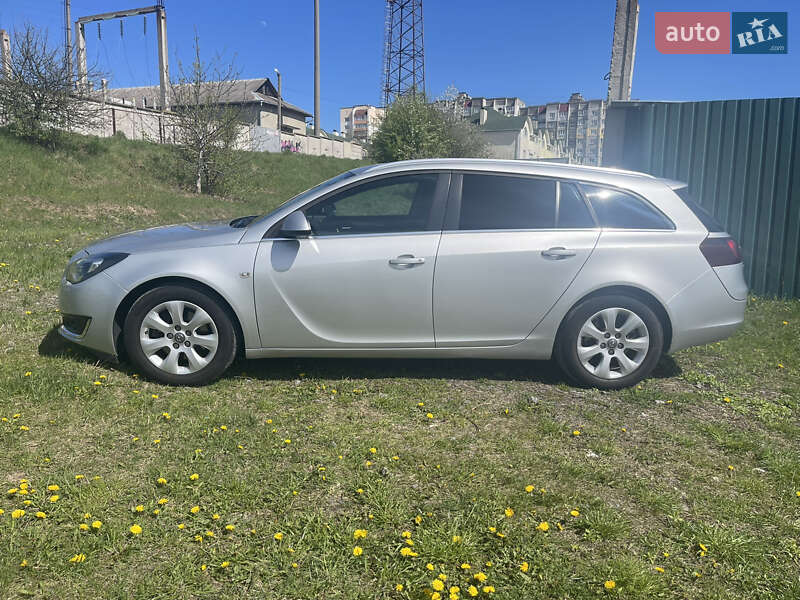 Универсал Opel Insignia 2014 в Хмельницком