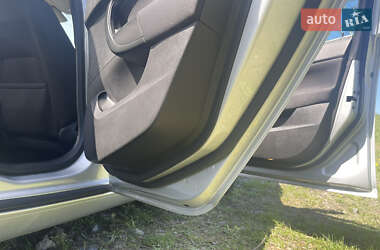 Универсал Opel Insignia 2014 в 