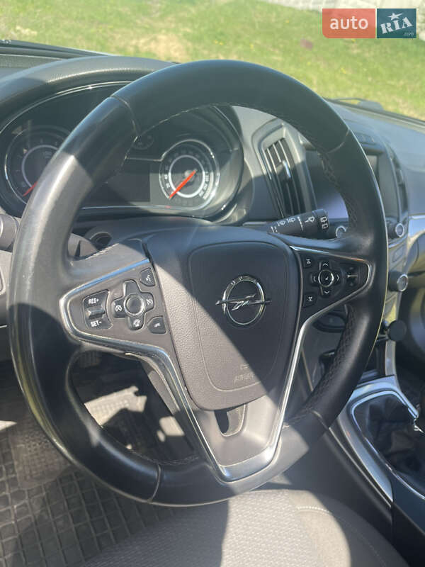 Универсал Opel Insignia 2014 в Хмельницком