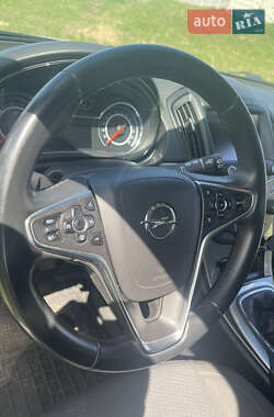 Универсал Opel Insignia 2014 в 