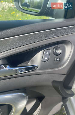 Универсал Opel Insignia 2014 в 