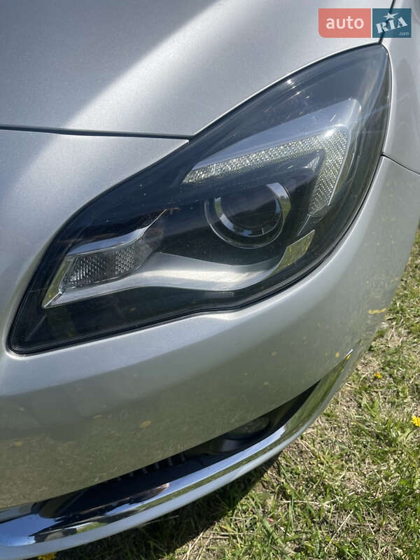 Универсал Opel Insignia 2014 в Хмельницком