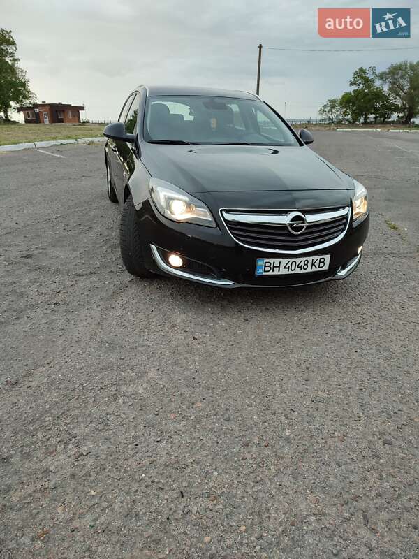 Універсал Opel Insignia 2016 в Білгороді-Дністровському