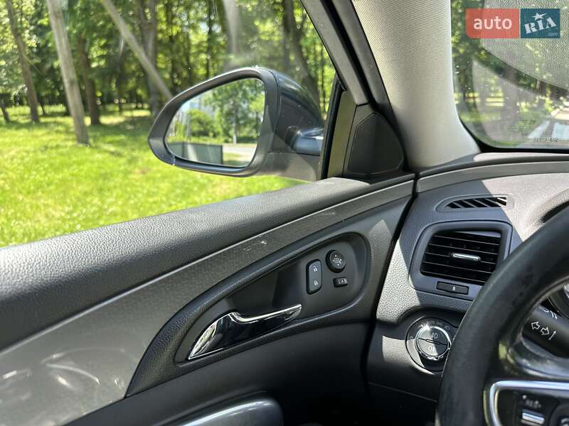 Универсал Opel Insignia 2013 в Черновцах