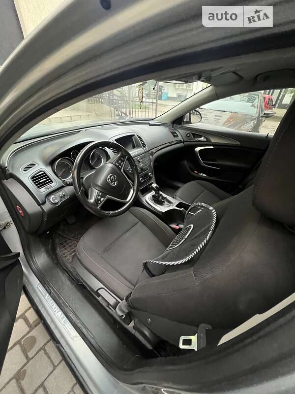Ліфтбек Opel Insignia 2009 в Івано-Франківську