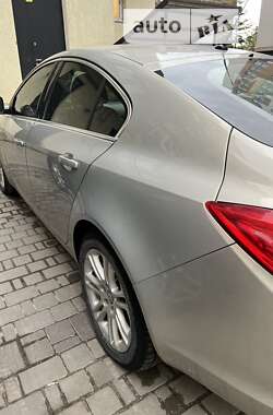 Ліфтбек Opel Insignia 2009 в 