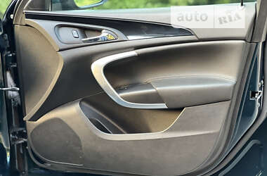 Седан Opel Insignia 2014 в 