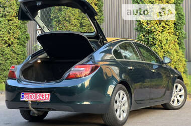 Седан Opel Insignia 2014 в 