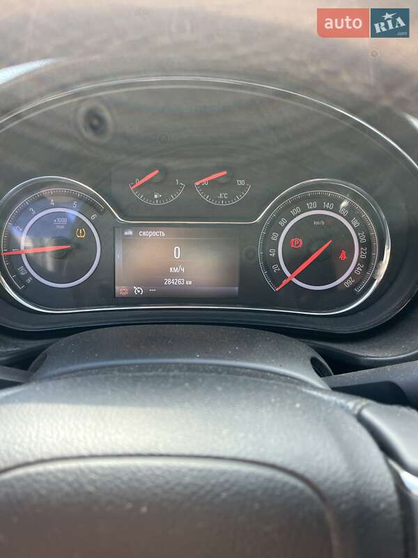 Универсал Opel Insignia 2014 в Киеве