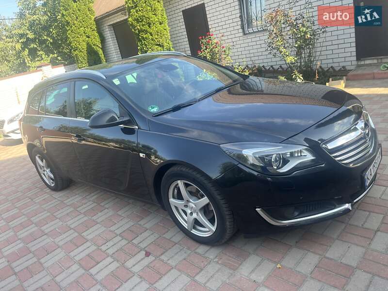 Универсал Opel Insignia 2014 в Киеве