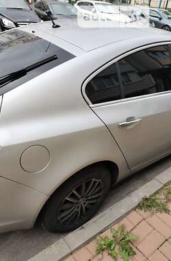 Лифтбек Opel Insignia 2011 в Киеве